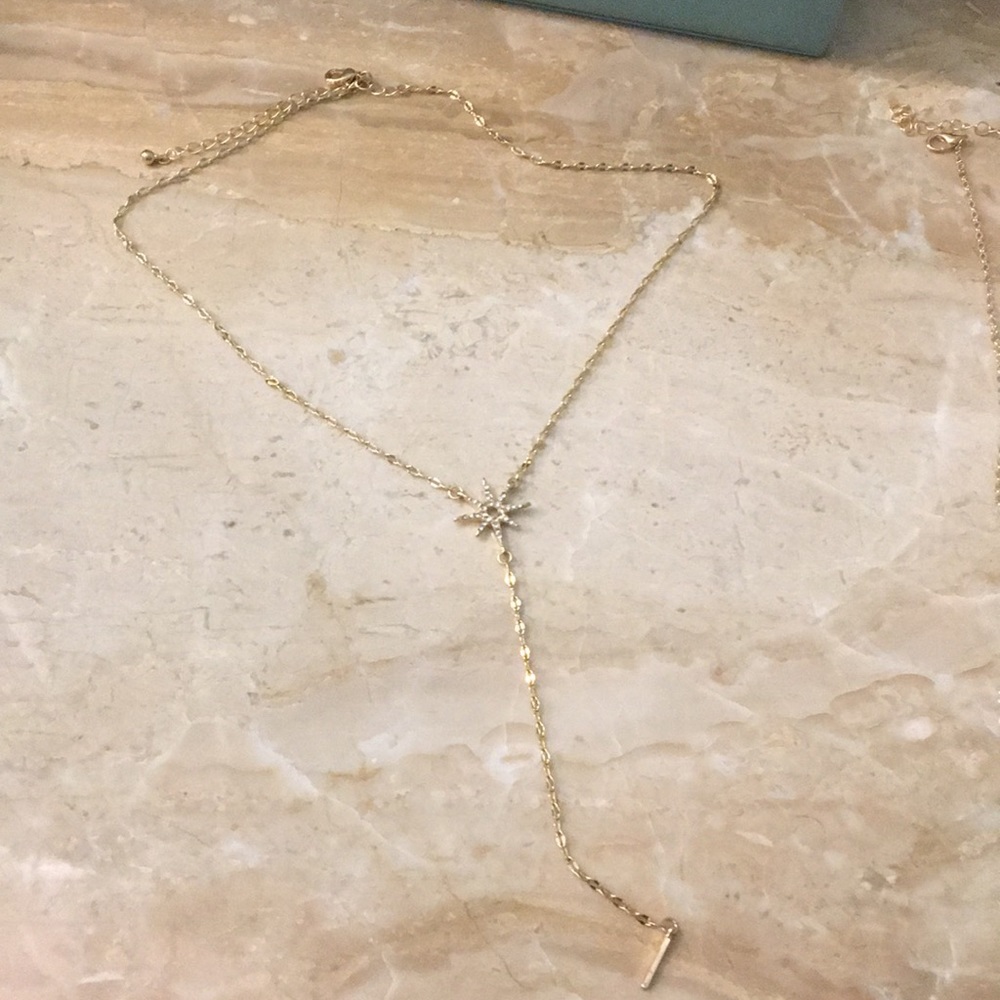 Crystal figured Y Necklace